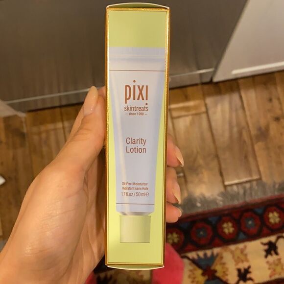 Pixi Clarity Lotion NWT  - Picture 2 of 5